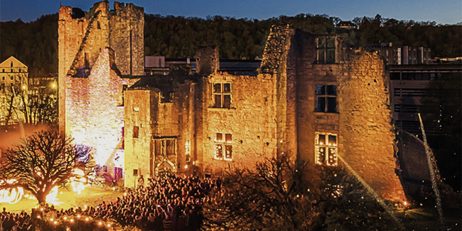 Châteaux en Fête : Spectacle nocturne au Château Barrière à Périgueux