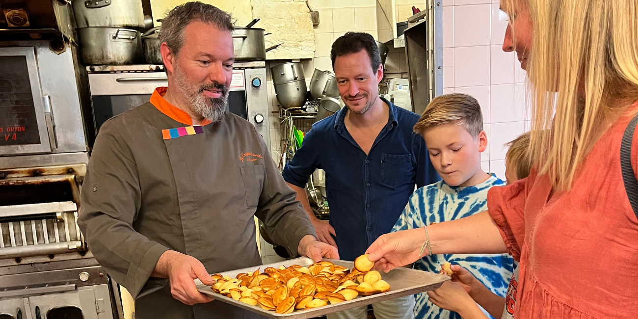 Découvrez la fabrication des madeleines en famille à Saint-Yrieix-la-Perche