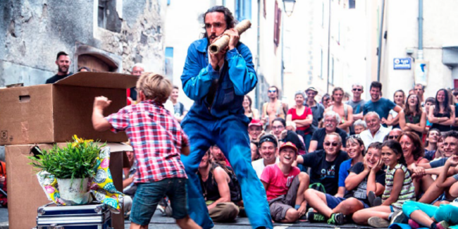 "Bob, transport en tout genre", spectacle dans les salles des fêtes à Chavanat et Saint-Pierre-Chérignat (23)