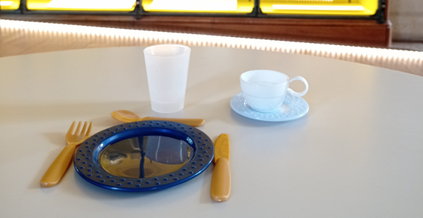 Premiers pas au musée "Le chien Porcelaine apprend à mettre la table", au Musée national Adrien Dubouché à Limoges (87)