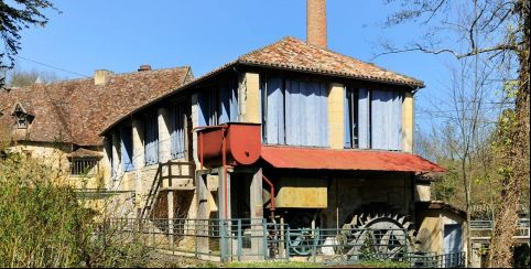 Visitez le Moulin à papier de la Rouzique en famille à 25 min de Bergerac